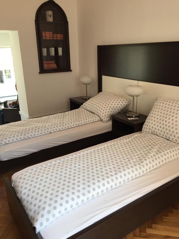 Modena Apartments Novi Sad Room photo